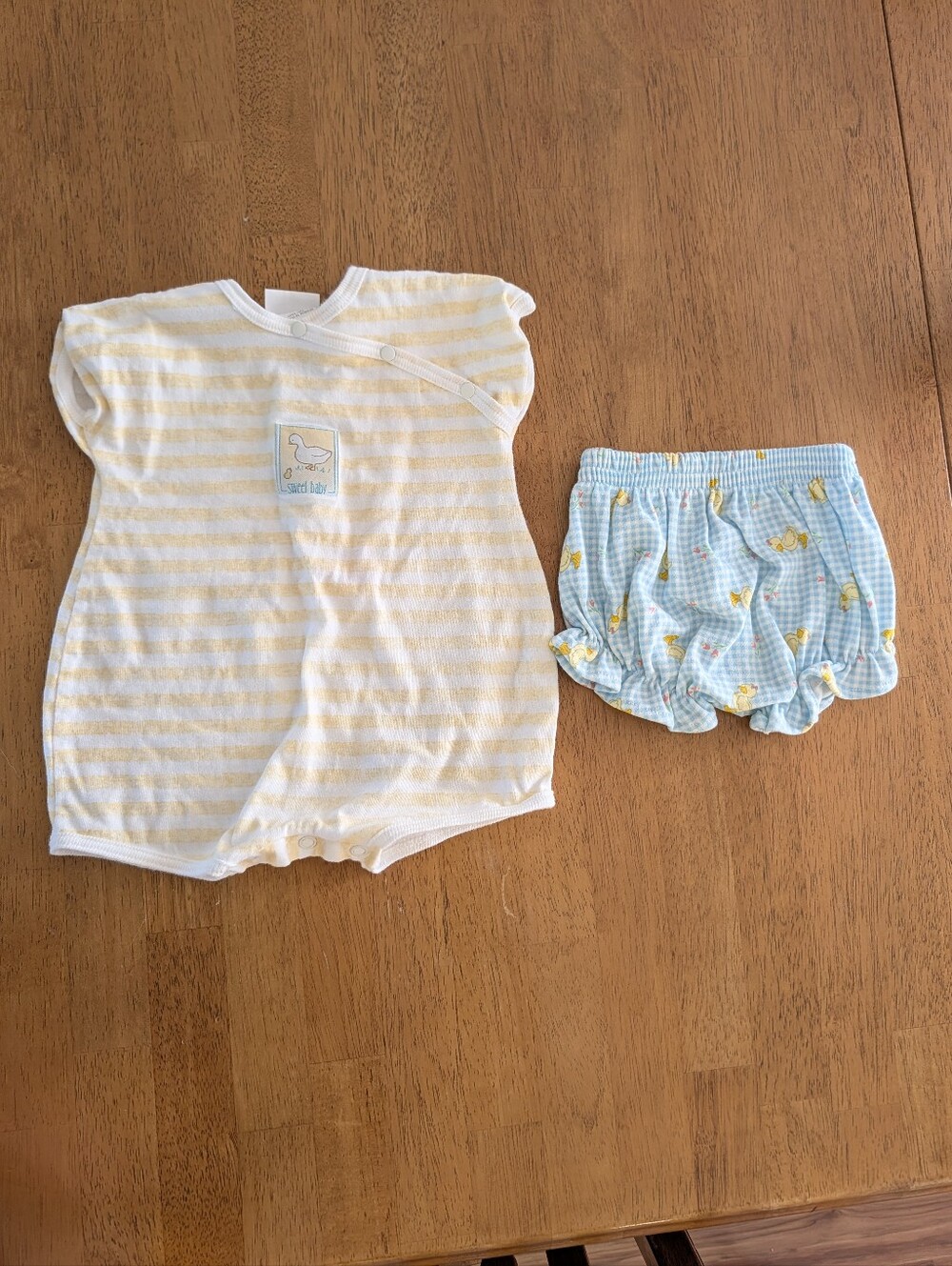 Vintage Carter's Striped Baby Romper And Healthtex Bloomers 3-6 months